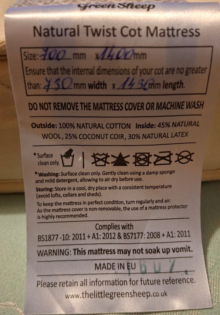 Cot Bed Arabella Deluxe by Lemberk - solid oak 