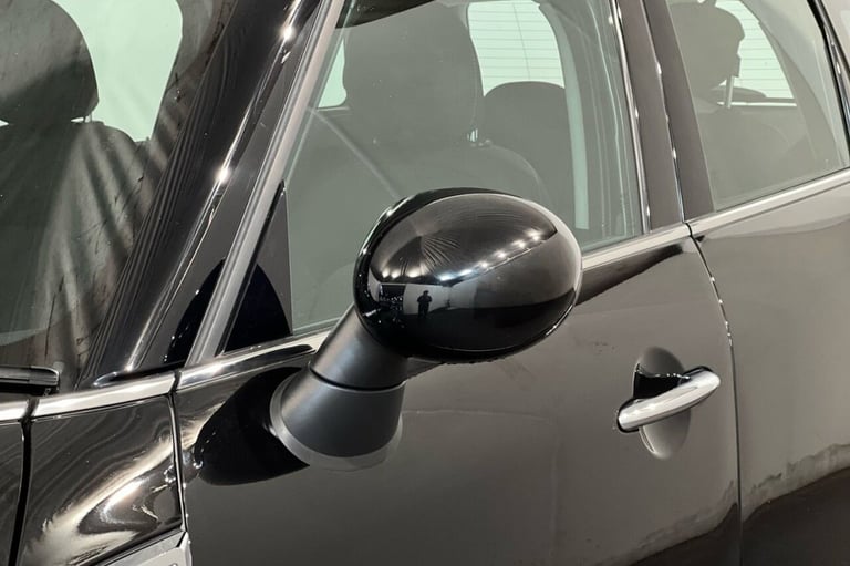 2019 19 MINI COUNTRYMAN 1.5 7.6KWH COOPER SE CLASSIC SUV 5DR PETROL PLUG-IN HYBR