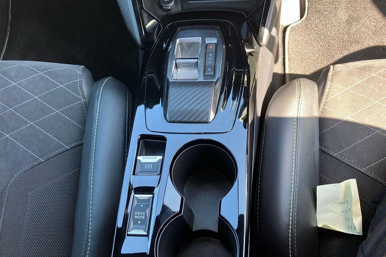  Peugeot 208 1.2 Puretech Gt Premium Hatchback 5dr Petrol Eat Euro 6 s/s 130 Ps