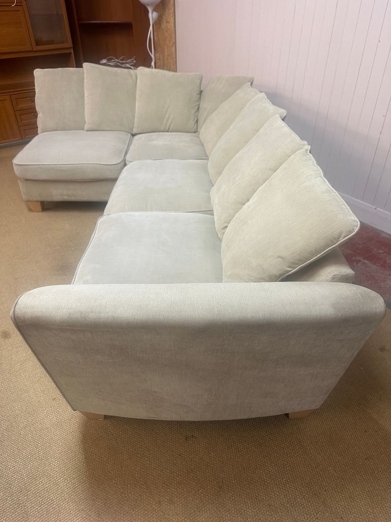 #179 Oak Furniture Land Sage Green Beige Corner Sofa - Excellent Condition – Delivery Available