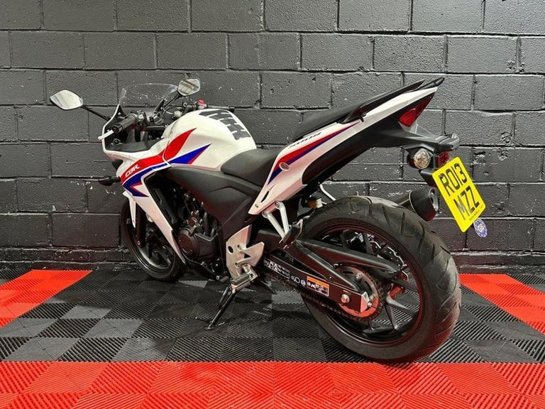 2013 13 HONDA CBR500R VERY WELL LOOKED AFTER BIKE NOT ONE ADVISORY ON MOT HISTOR