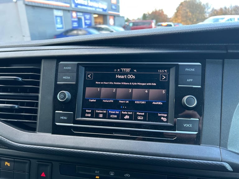 2020 Volkswagen Transporter Shuttle 2.0 TDI 110PS S Minibus MPV DIESEL Manual