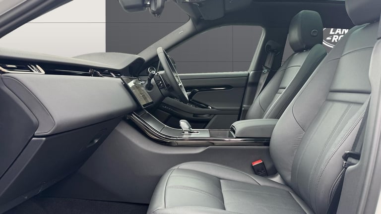 2025 Land Rover Range Rover Evoque 2.0 D200 Dynamic SE 5dr Auto Diesel Hatchback Hatchback Diesel...