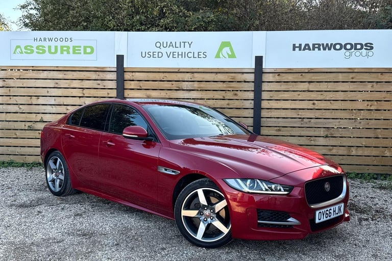 image for 2016 Jaguar XE 2.0d R-Sport Saloon 4dr Diesel Auto AWD Euro 6 (s/s) (180 ps) SALOON Diesel Automatic