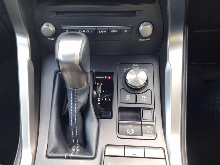 2021 Lexus NX 2.5 300h GPF E-CVT 4WD Euro 6 (s/s) 5dr ESTATE Petrol/Electric Hybrid Automatic