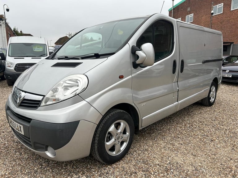 2013 Vauxhall Vivaro 2.0 2900 CDTi Sportive FWD L3 4dr PANEL VAN Diesel Manual