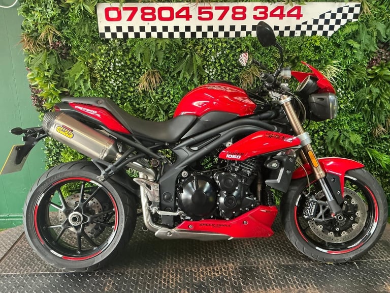 Triumph Speed Triple 1050 free delivery 