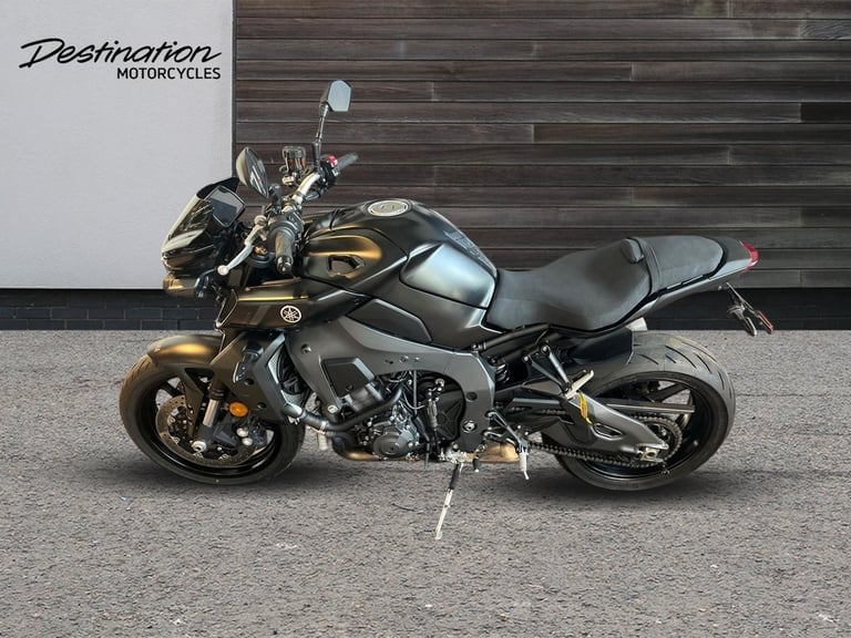 2022 Yamaha MT-10 MTN1000 black Manual