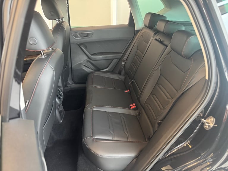 2025 SEAT Ateca 1.5 TSI EVO FR Sport 5dr DSG Estate Petrol Automatic
