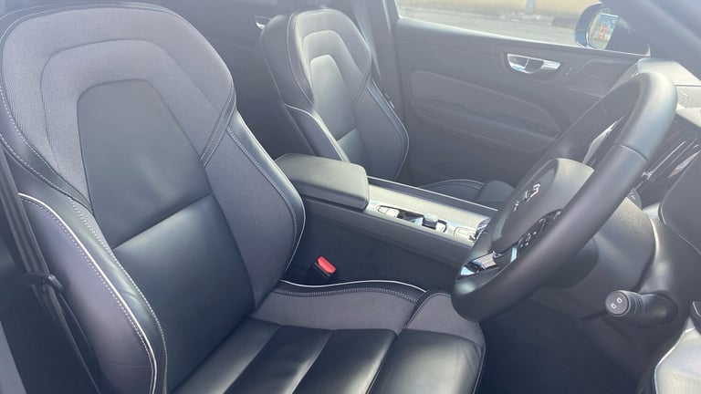 2024 Volvo XC60 2.0 T6 350 RC PHEV Plus Black Ed 5dr AWD Gtron Estate Estate Hybrid Automatic