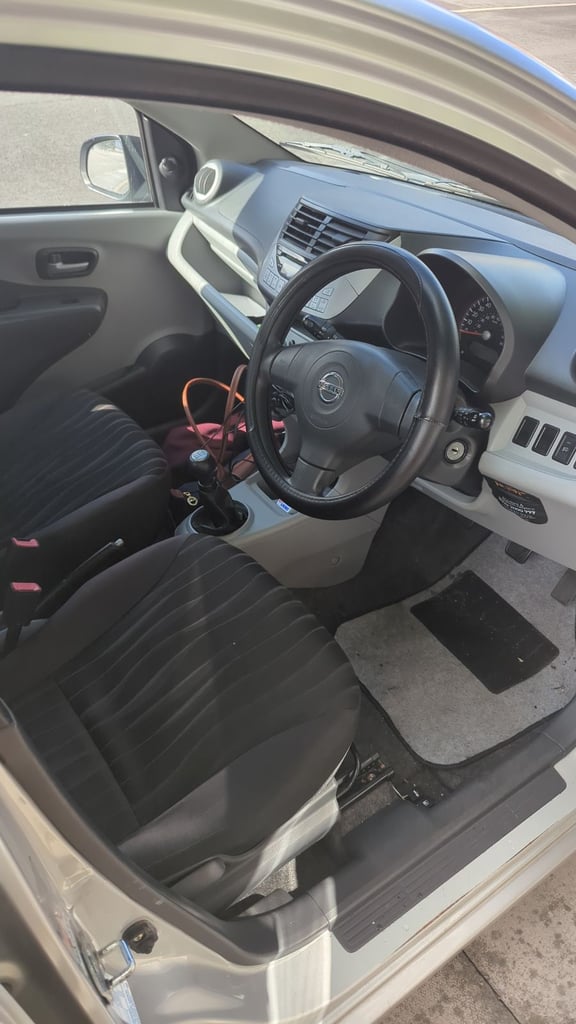 Nissan, PIXO, Hatchback, 2010, Manual, 996 (cc),5 doors - Image 5