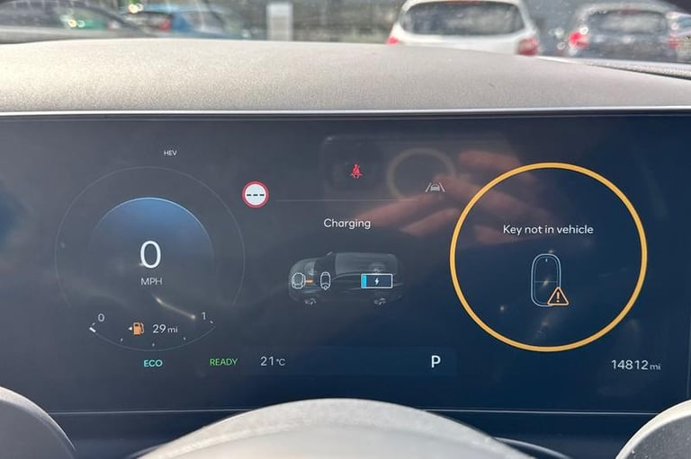 2024 Hyundai TUCSON 1.6 TGDi Plug-in Hybrid Premium 5dr 4WD Auto Automatic Estate Petrol Parallel...