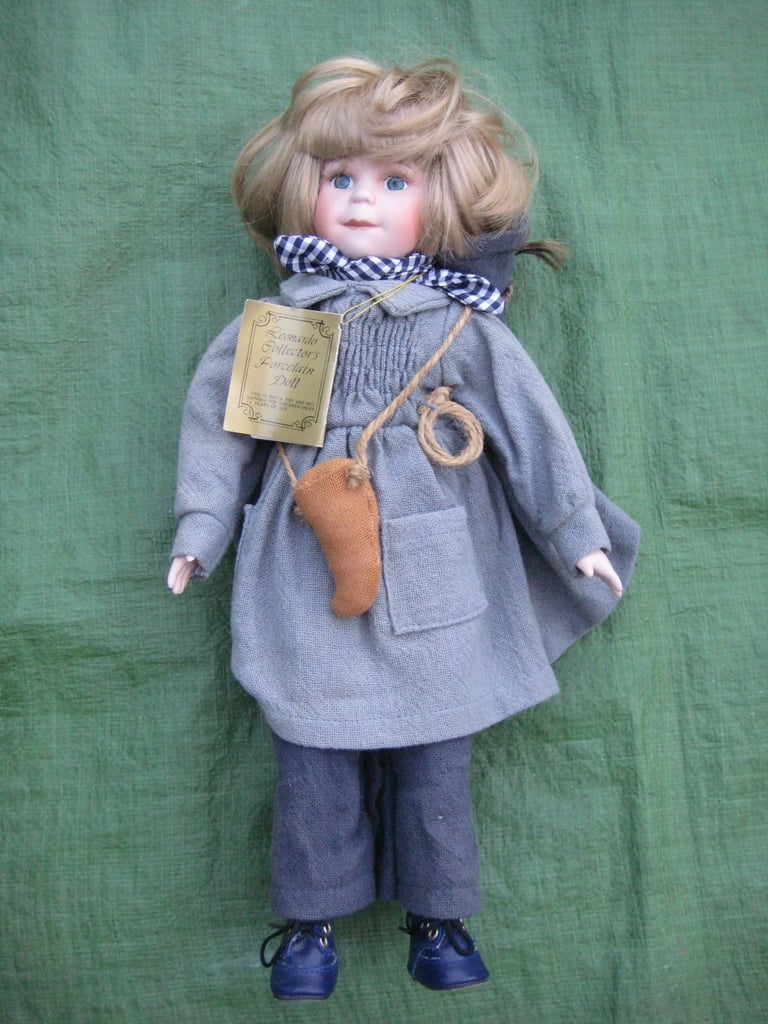 3 Genuine Brand New Leonardo Designer Porcelain Dolls: See Separate Prices
