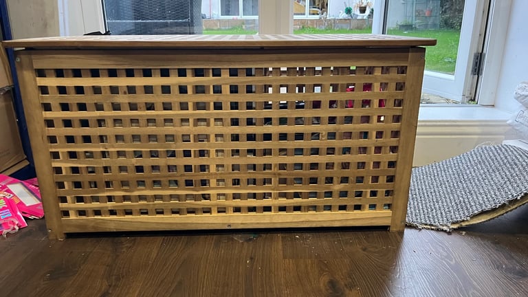 storage table 