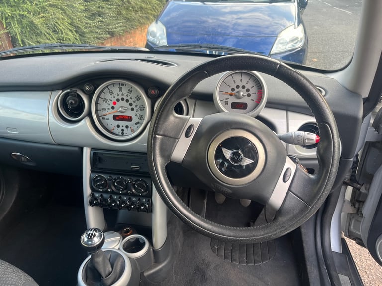 Mini, HATCHBACK, Hatchback, 2004, Manual, 1598 (cc),3 doors - Image 7
