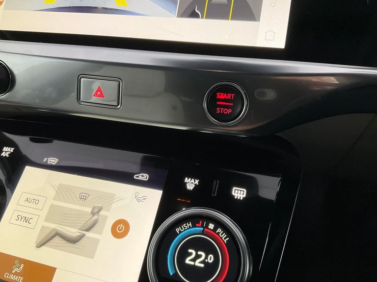 2022 Jaguar I-Pace 400 90kWh HSE Black SUV 5dr Electric Auto 4WD (400 ps) - HEAT AND COOL SEAT Su...
