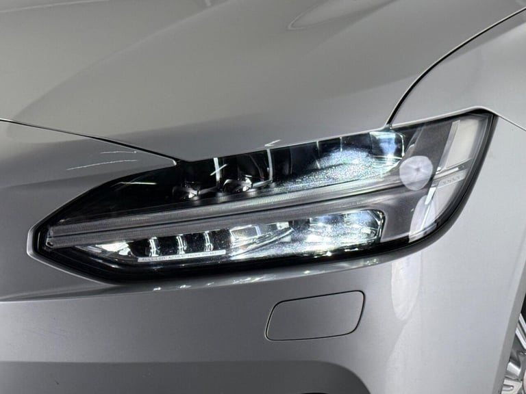 2019 Volvo V90 2.0 D4 Inscription Plus Auto Euro 6 (s/s) 5dr Estate Diesel Automatic