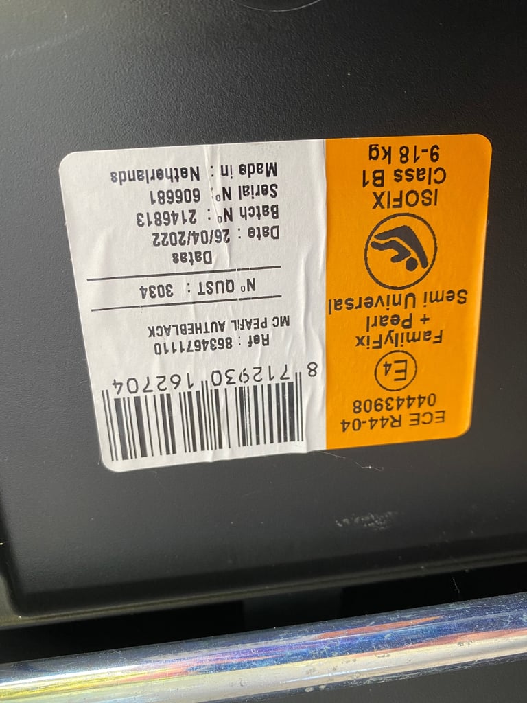 Maxi-cosi pearl childs car seat with family fix base