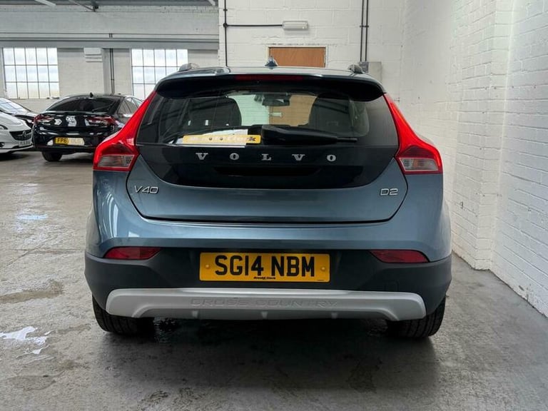 2014 Volvo V40 1.6 D2 Lux Powershift Euro 5 (s/s) 5dr HATCHBACK Diesel Automatic
