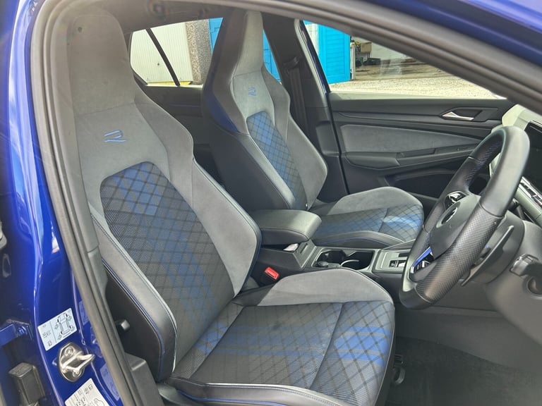 2021 VOLKSWAGEN GOLF MK8 2.0 TSI 320 R 4Motion 5dr DSG
