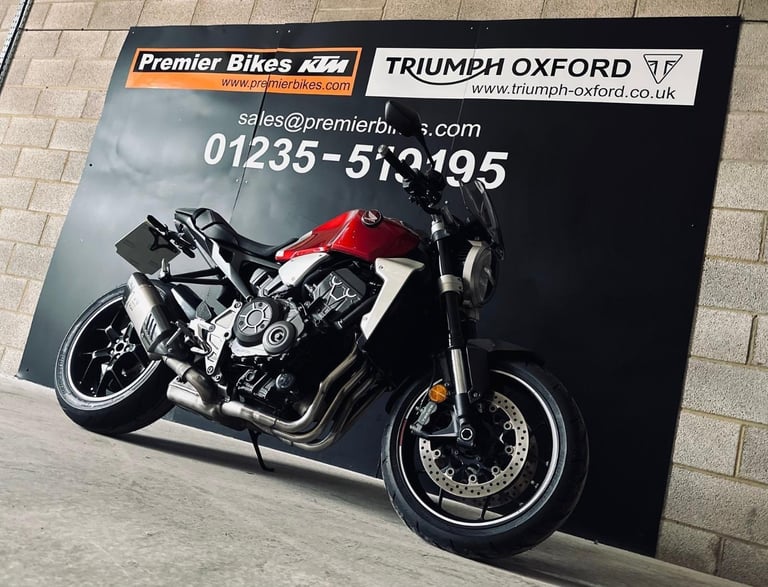 STUNNING 2019/19 HONDA CB1000R MOTORCYCLE 