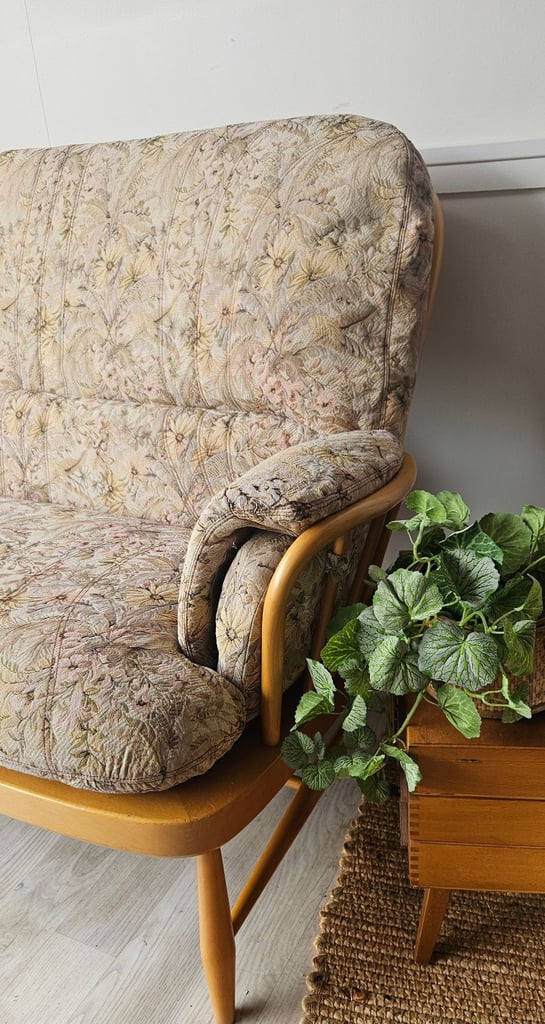 Vintage Ercol 766 Jubilee Three-Seater Sofa – Blonde Wood – Mid-Century Modern