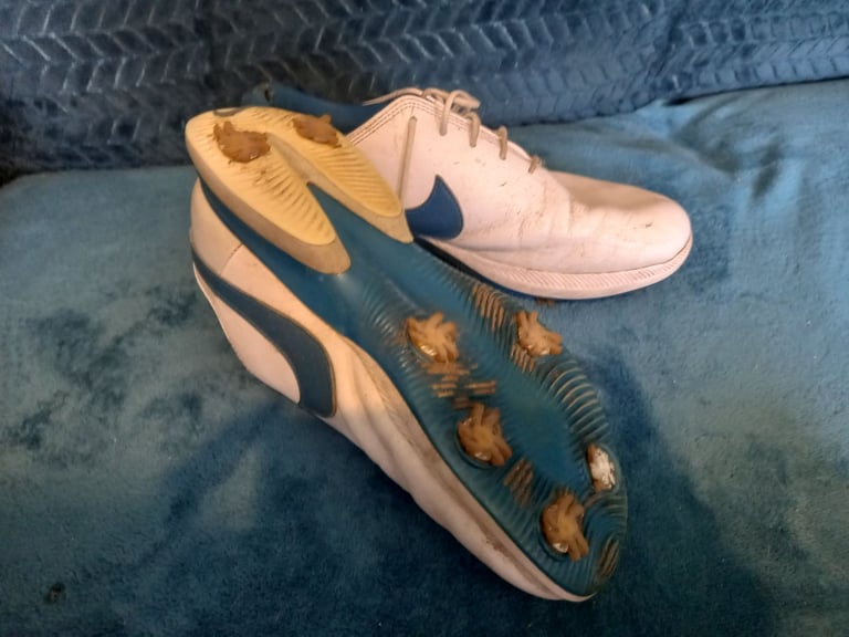 Nike waterproof spiked golf shoes, size 11