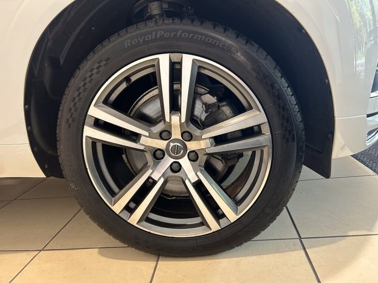 2021 Volvo XC60 2.0 B5P [250] Inscription Pro 5dr Geartronic ESTATE PETROL Automatic