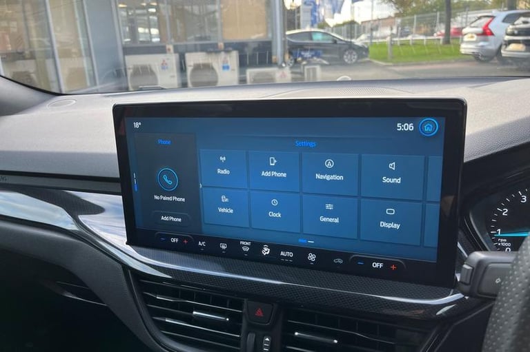 2023 Ford Focus 1.0 EcoBoost ST-Line 5dr ** Sync 4 - Touch Screen Navigation System ** Manu Hatch...