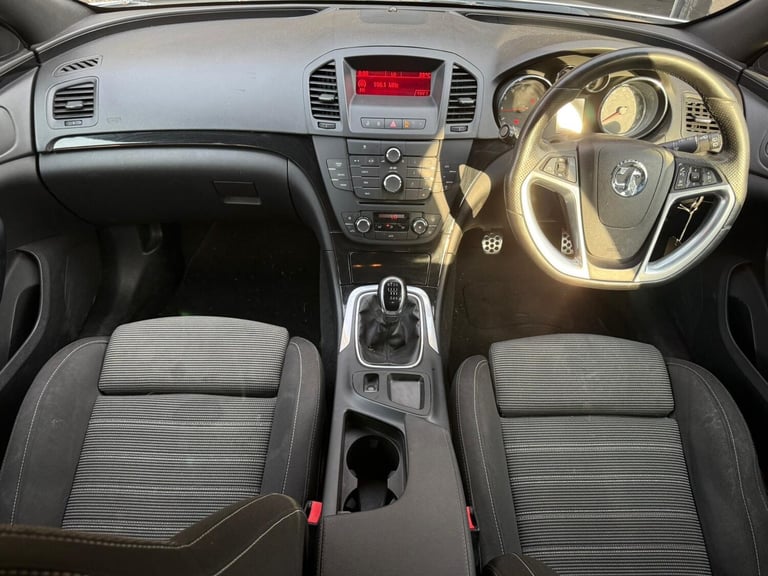 2011 Vauxhall Insignia 1.8i 16V SRi Vx-line 5dr HATCHBACK Petrol Manual