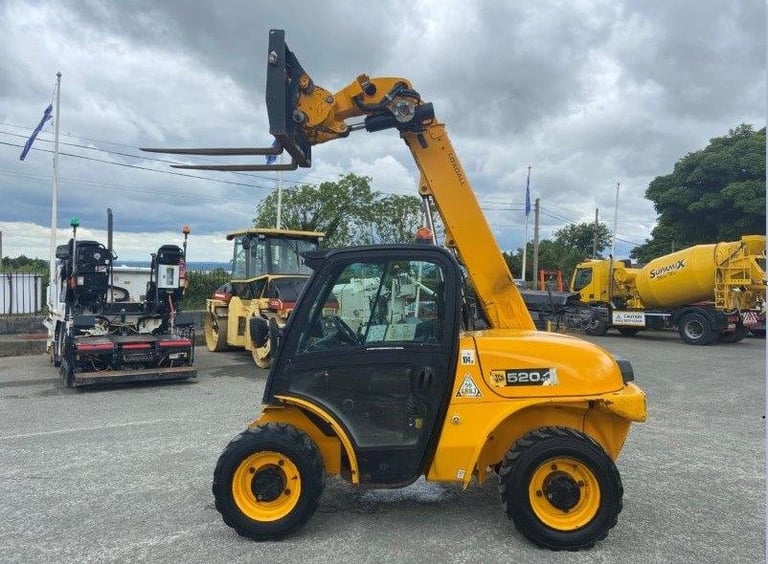 2010 JCB 520-40 telehandler 