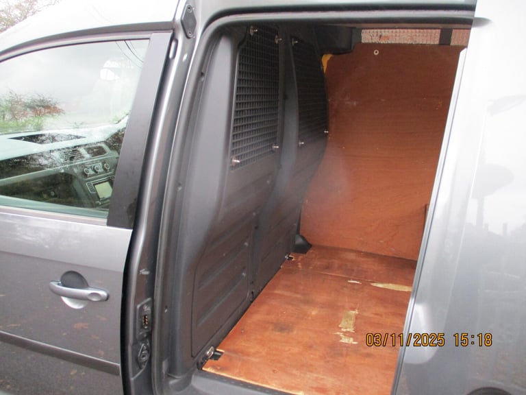 2017 Volkswagen Caddy 2.0 TDI BlueMotion Tech 102PS Highline Van PANEL VAN Diesel Manual