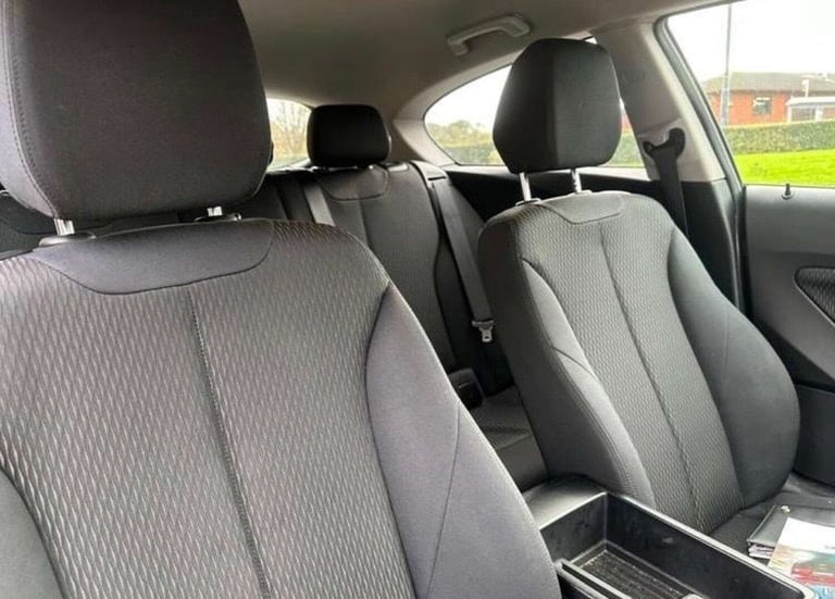 2012 BMW 1 Series 114i ES 3dr HATCHBACK PETROL Manual