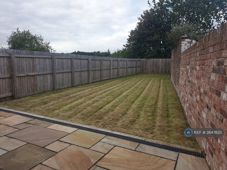 2 bedroom house in Millers Lane, Platt Bridge, Wigan, WN2 (2 bed) (#2647820)