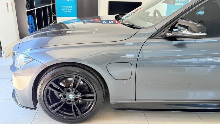 2018 BMW 3 Series 330e M Sport 4dr Step Auto SALOON PETROL/ELECTRIC Automatic