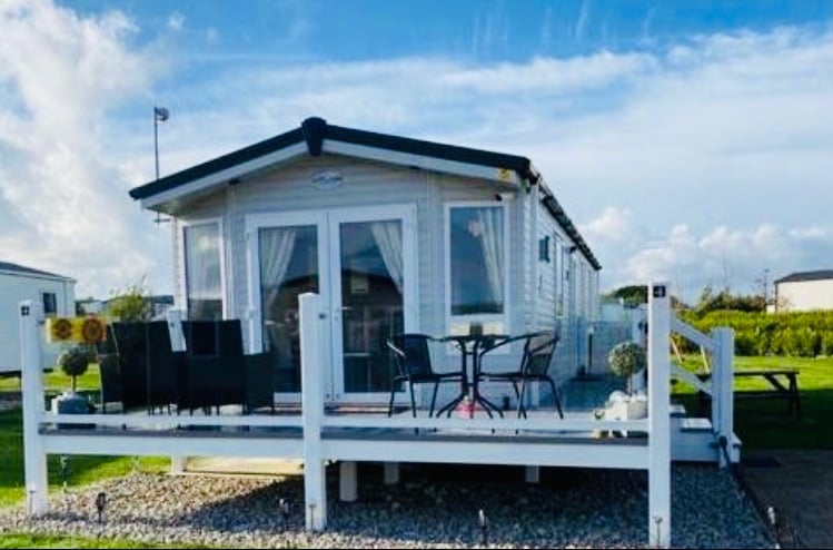 Sunflower Lodge Primrose Valley Pet Free Luxury Holiday Caravan Rental
