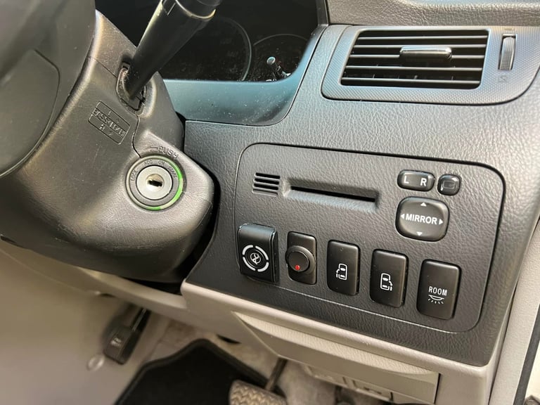 Toyota, 2005, 2400 (cc)
