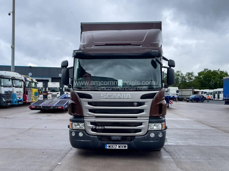 2017 (17) SCANIA P280 6X2 TAG CURTAINSIDE