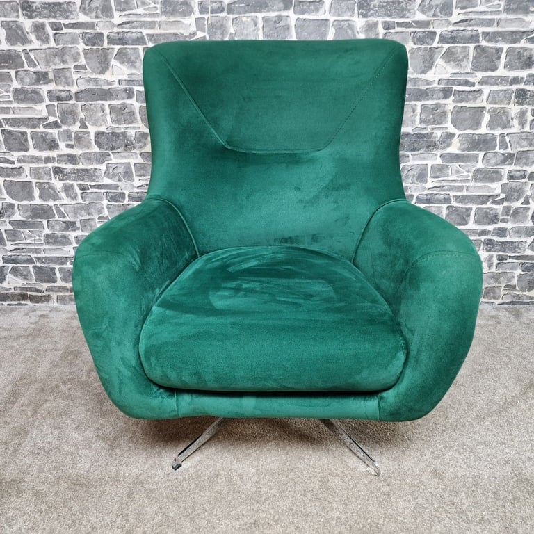 Pair of Green Velvet Swivel Armchairs with Buttoned Back