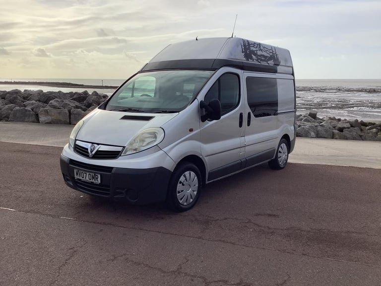 2007 VAUXHALL VIVARO Campervan