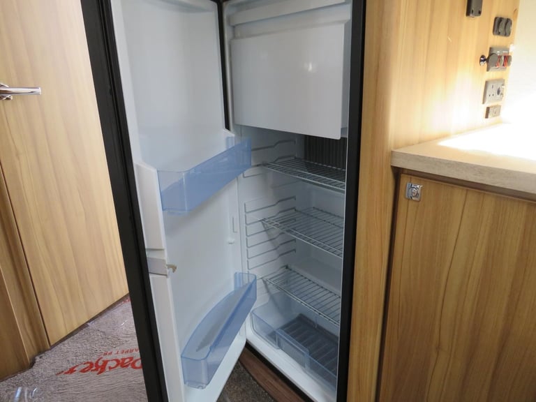Elddis Autoquest 175 2 Berth Low Mileage Full Air Conditioning