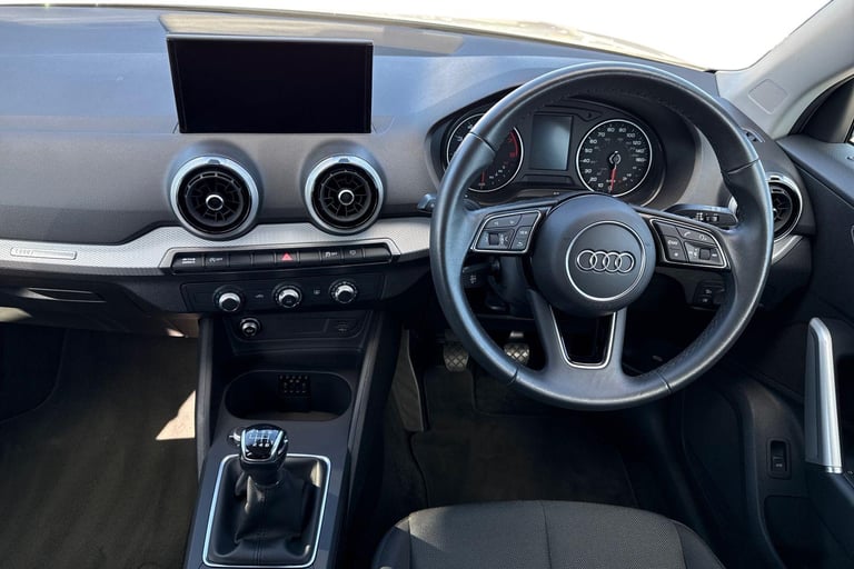 2021 Audi Q2 Technik 30 TFSI  110 PS 6-speed SUV PETROL Manual