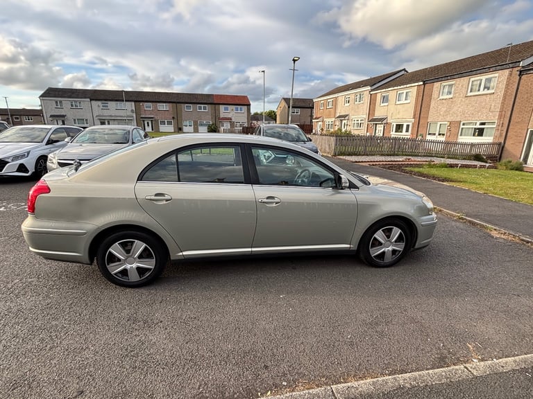 Toyota, AVENSIS, Hatchback, 2009, Manual, 1998 (cc), 5 doors