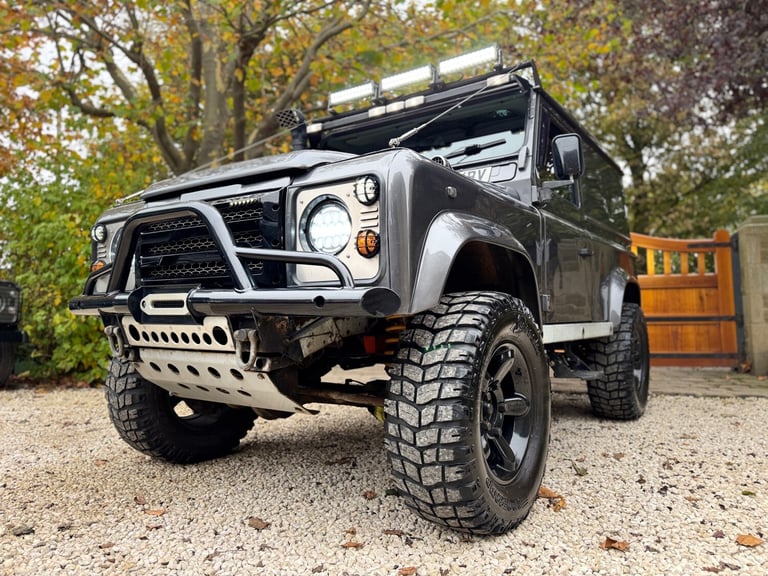 1997 P reg Land Rover Defender 90 300TDi 
