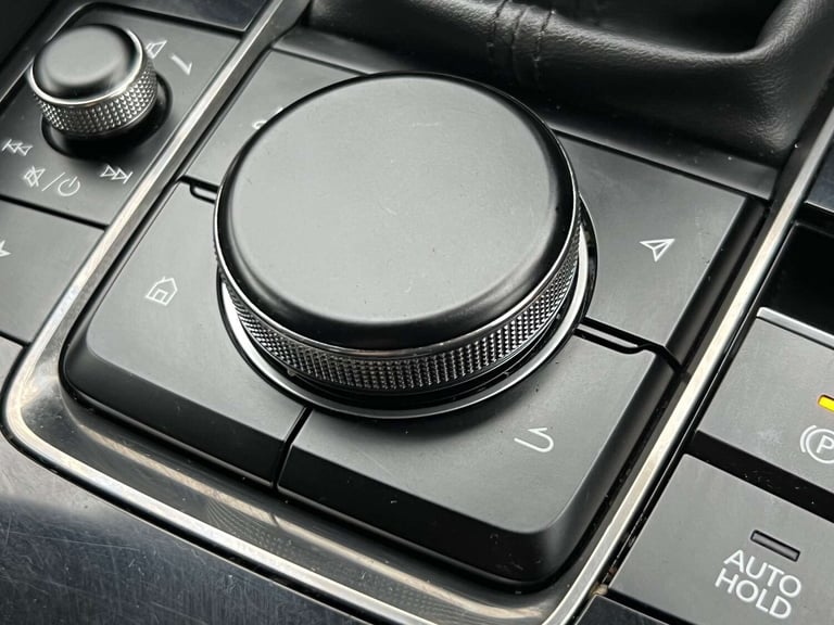 2021 Mazda Mazda3 2.0 e-SKYACTIV-G MHEV SE-L Lux Euro 6 (s/s) 5dr Hatchback Petrol Manual