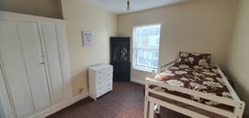 image for R4 Henshaw Rd, Small Heath B10 0TB- Supported Housing, BENEFIT CLAIMANTS ONLY