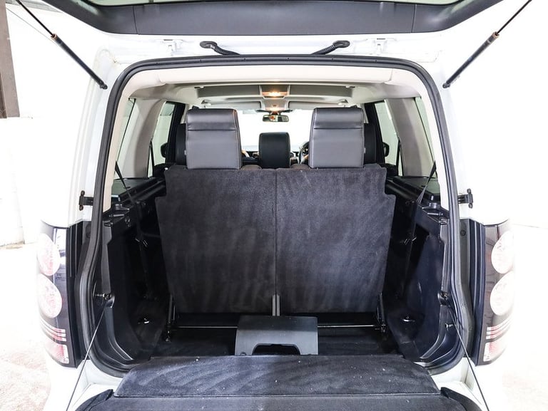 2015 Land Rover Discovery 4 SD V6 HSE SUV Diesel Automatic