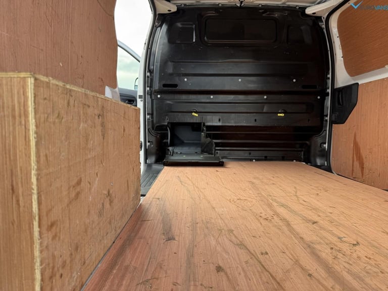 CITROEN DISPATCH 1.5 BLUEHDI 1000 ENTERPRISE PRO M Diesel Manual in White