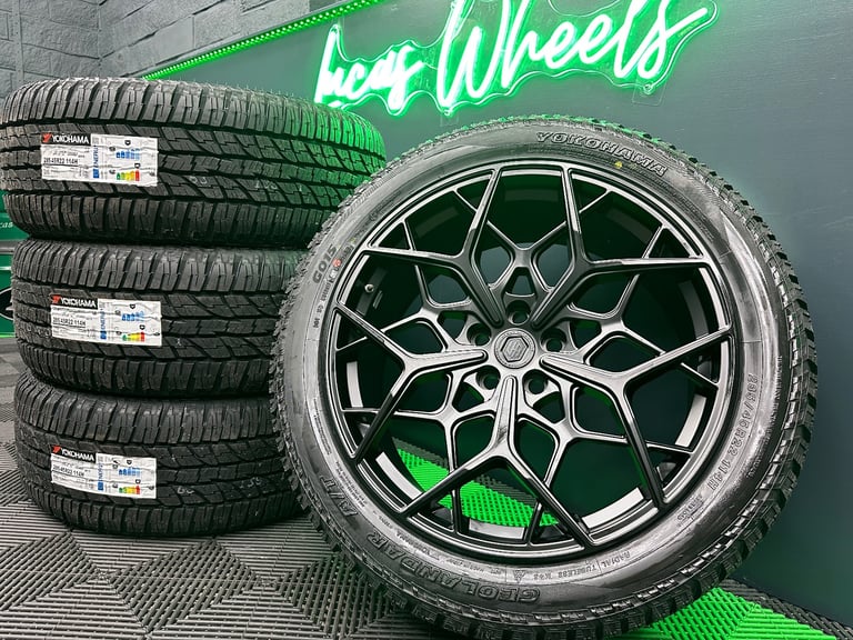 image for 22” Urban UC-5 Alloy Wheels - Land Rover Defender 90 / 110 L663 & NEW Yokohama Geolandar AT’s!