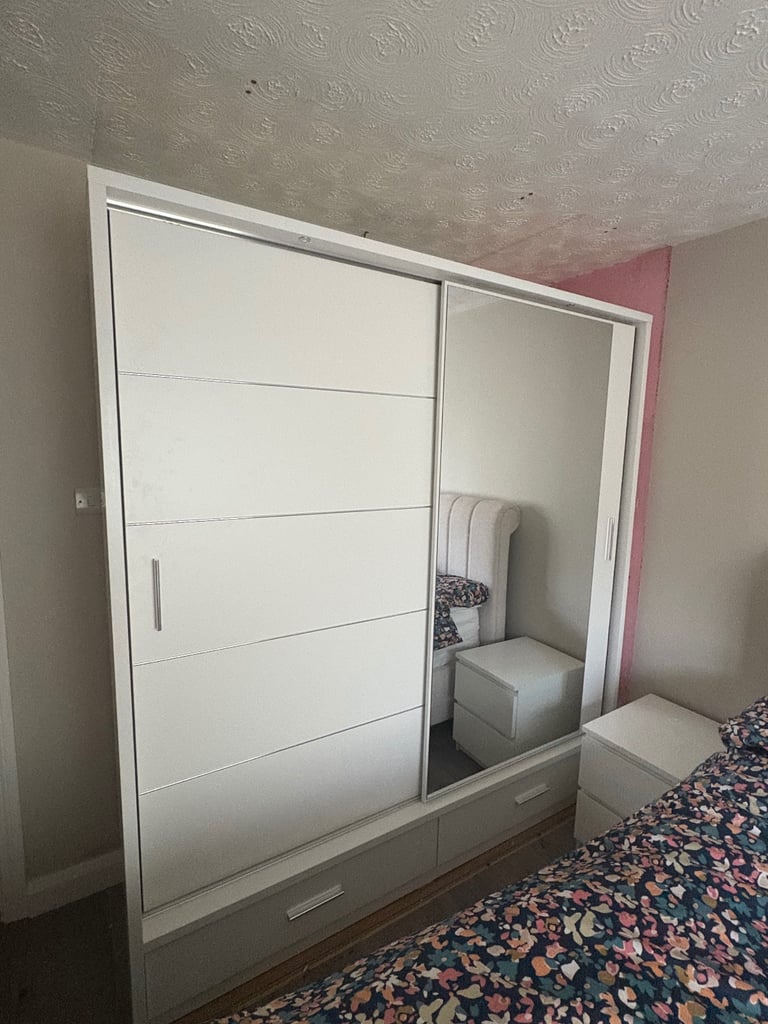 image for Slide robe Wardrobe